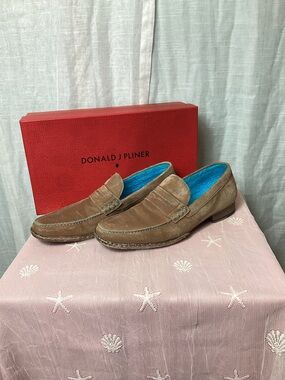 Donald J. Pliner NAIM-WX Brown Waxy Suede Loafers; Size: 15
